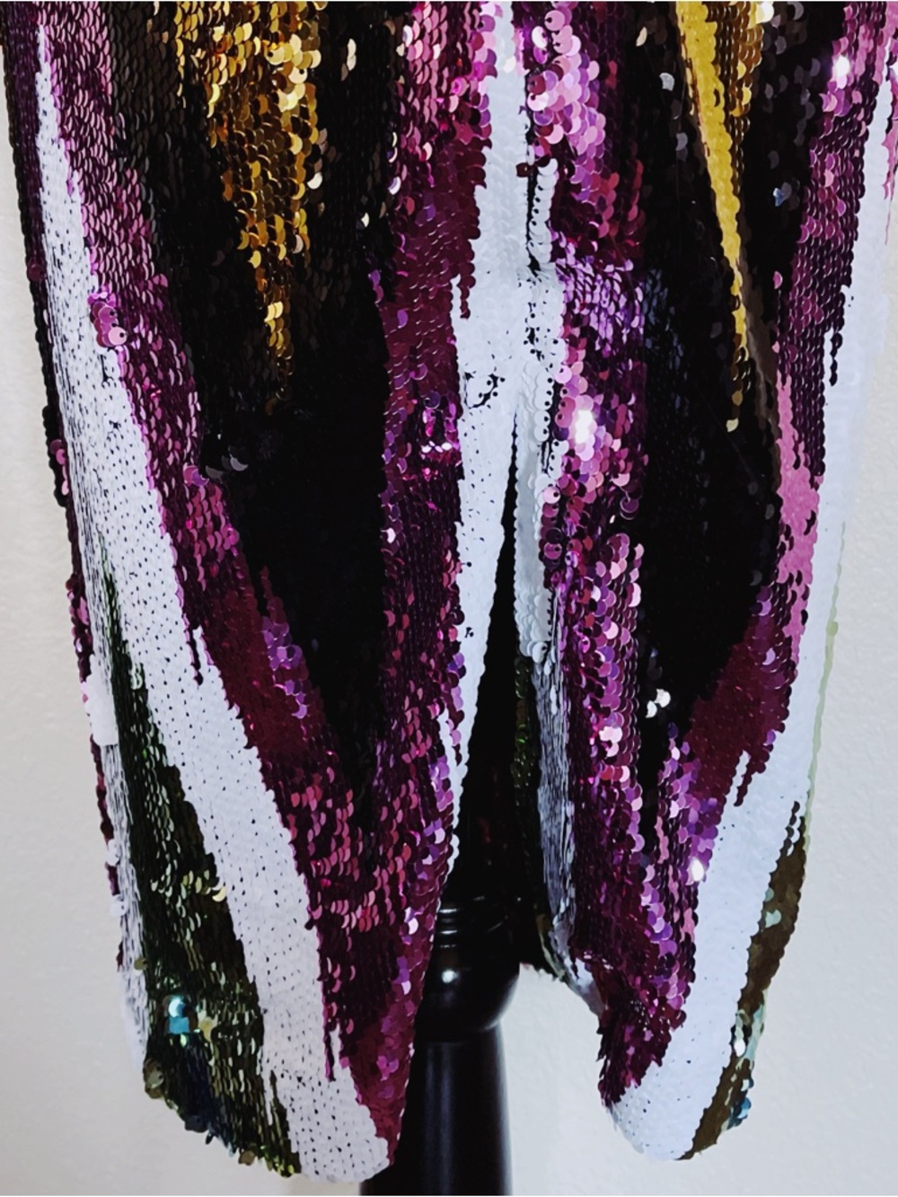 BADGLEY MISCHKA Stretch Sequin Chevron Party Dress - Picture 11 of 14